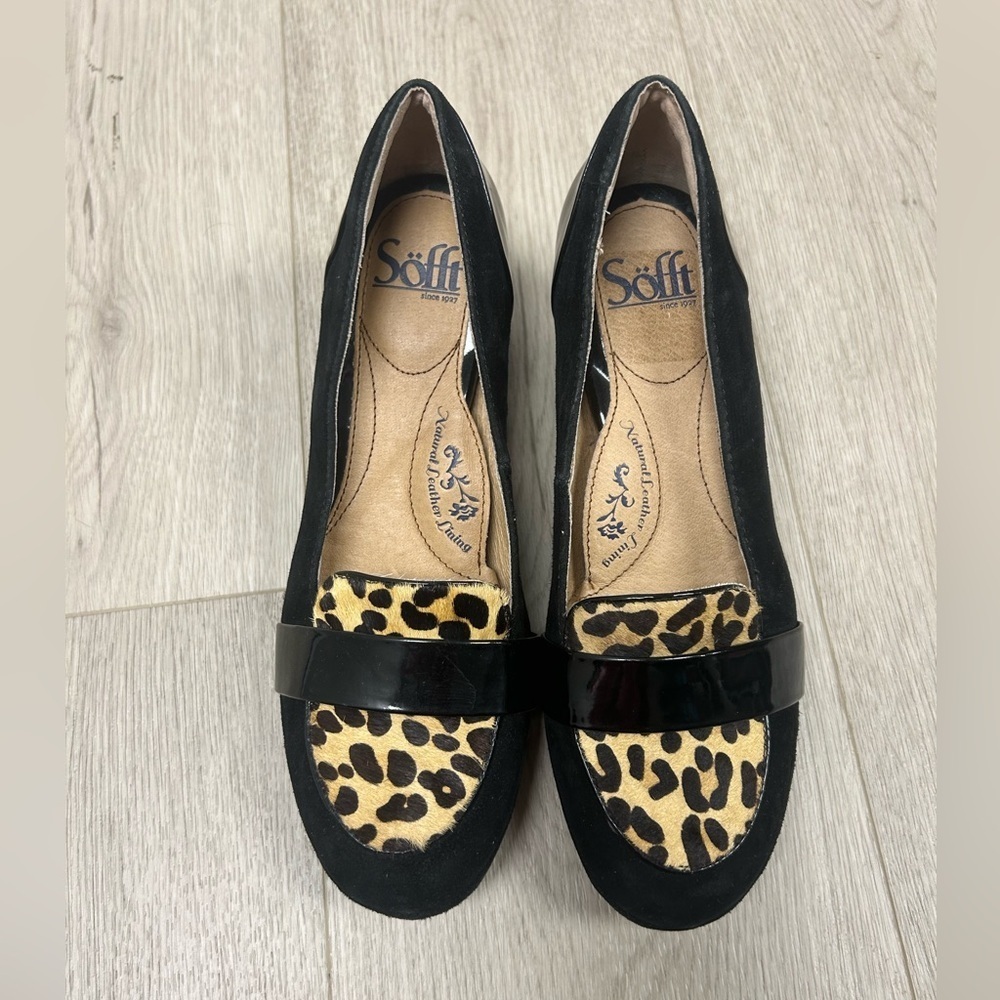 Sofft Shoe Black and Tan Parkdale High Heels